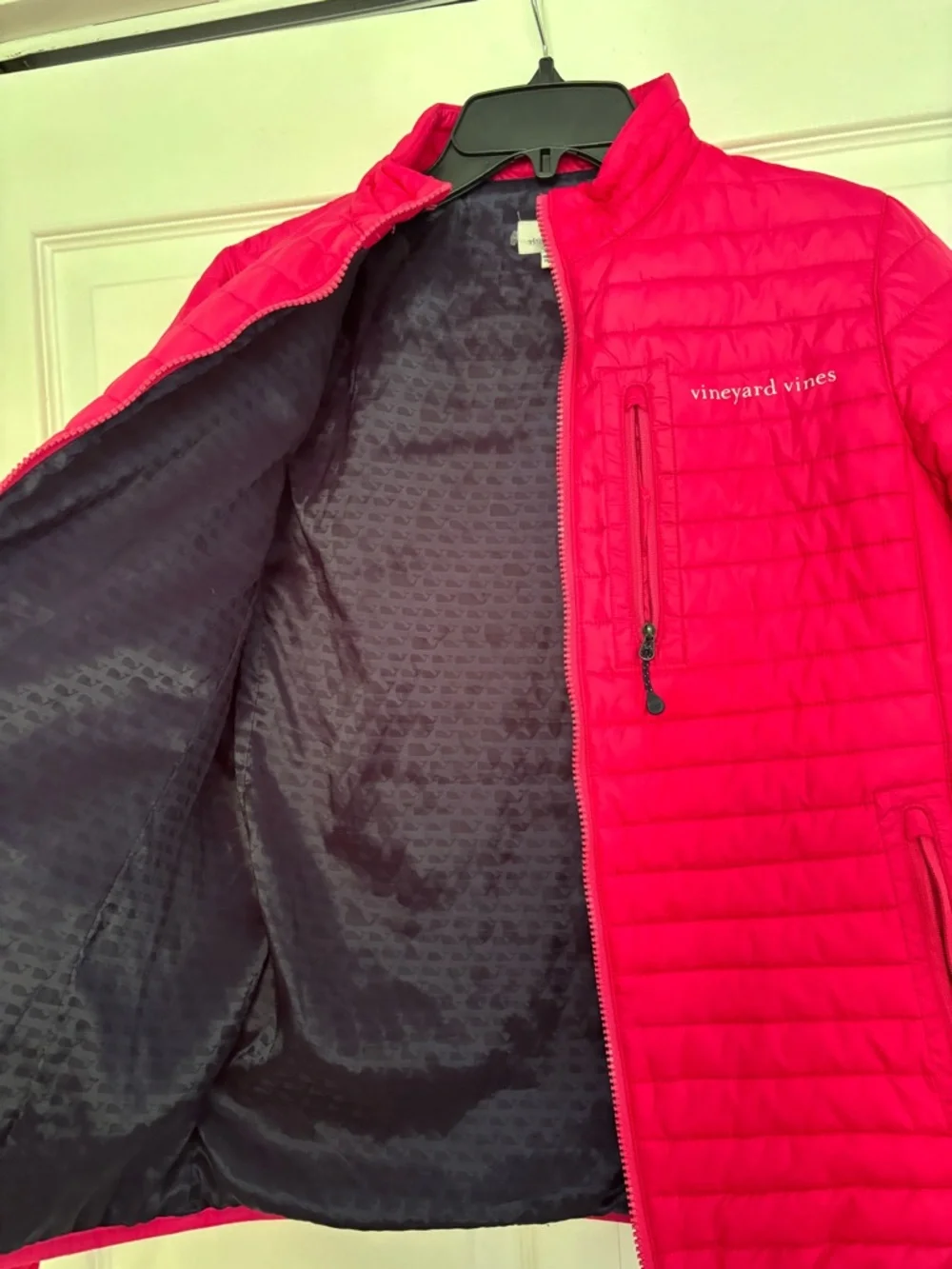 Vineyard Vines Pink Whale Logo Quilted Jacket - Picture 2 of 3